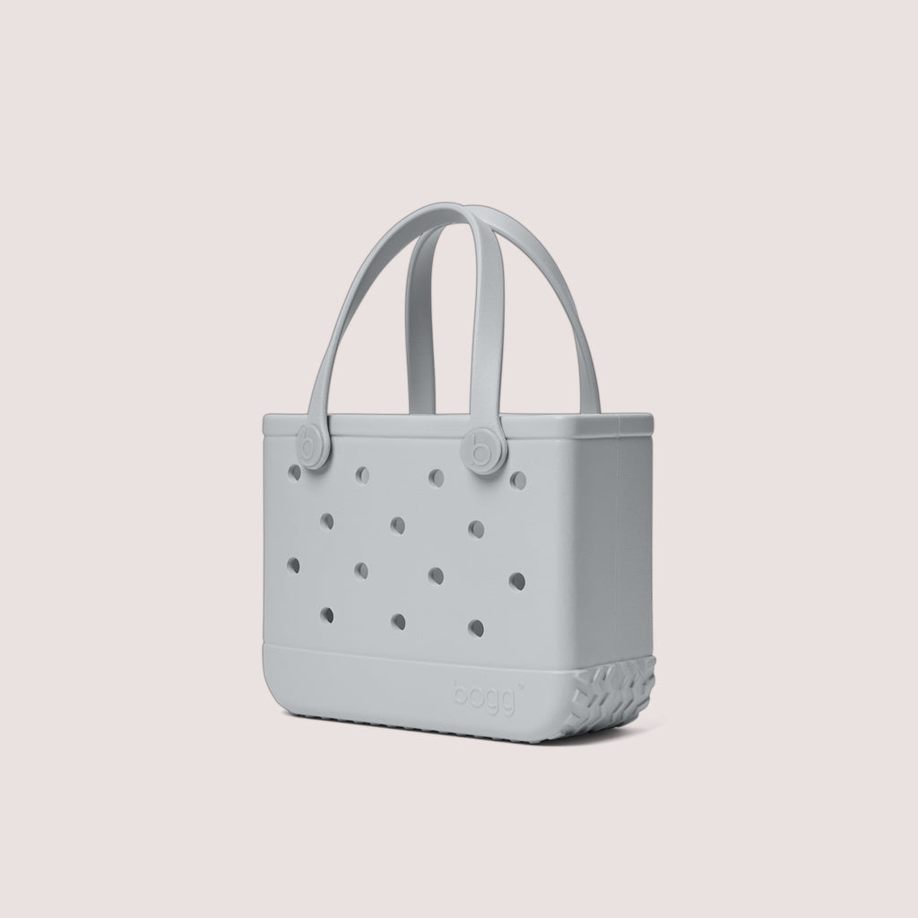 Bitty Bogg Bag Shades of Gray Summer Escape Beach Bag Functional Travel Friendly Waterproof Phone Pouch Included for Beach Holidays