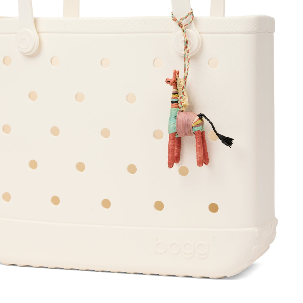 Bogg'd & Charmed Raffia Giraffe Pool Party Storage Bag Premium Quick Dry Accessory Organizer Pouch for Women