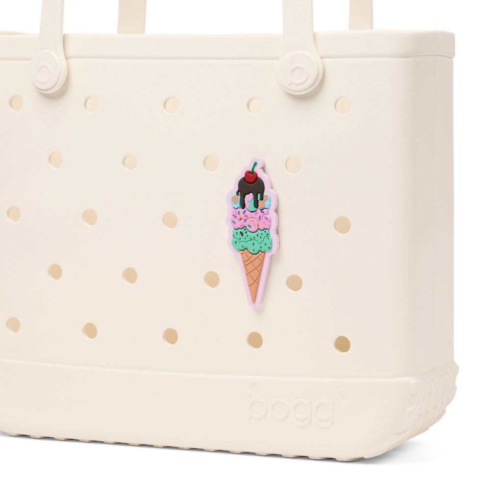 Bogg Bit Ice Cream Family Beach Day Carryall Tip Resistant Tip Resistant with Adjustable Shoulder Strap for Family Beach Days Travel Organizer Vacation Essentials for Women