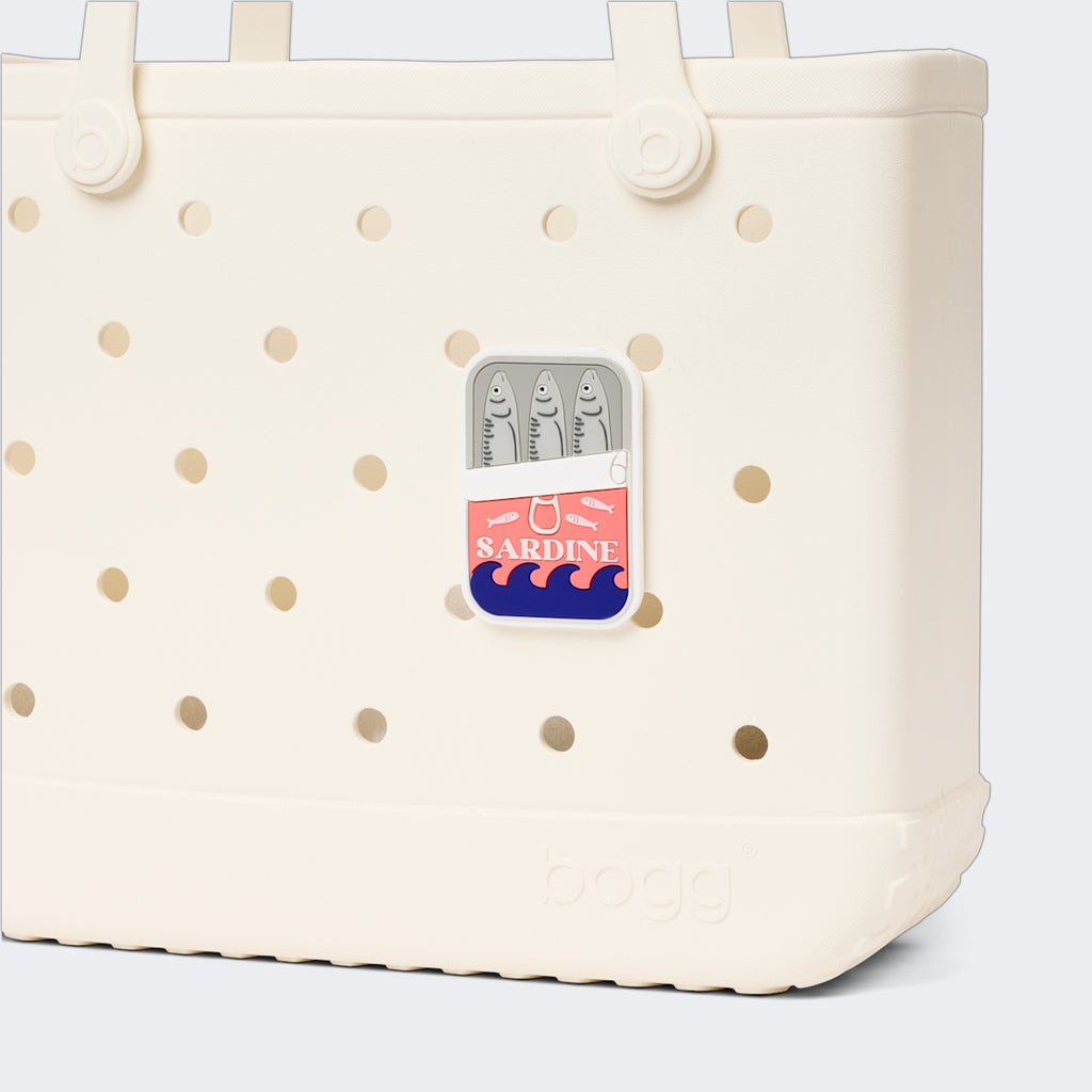 Bogg Bit Sardine Tin Coastal Weekend Carryall Portable Large Capacity Non Slip Bottom Design for Pool Activities