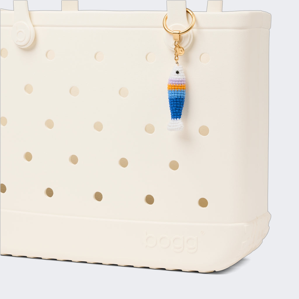 Bogg'd & Charmed Crochet Fish High Tide Travel Friendly Beach Organizer Tip Resistant Tip Resistant with Extra Storage Compartments for Tropical Vacations Travel Organizer Vacation Essentials for Women